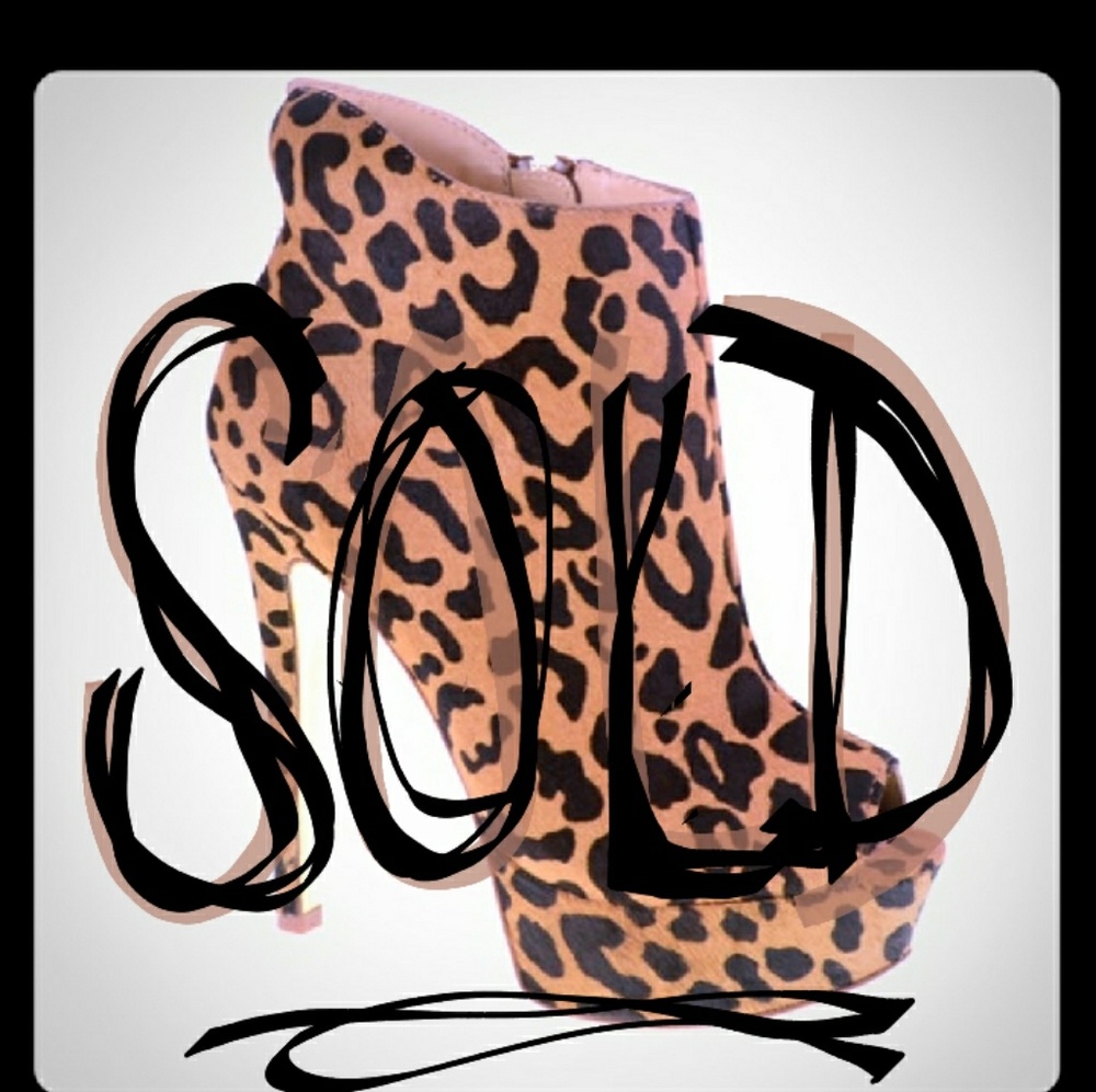 Kristen Cavalleri for Chinese Laundry Booties